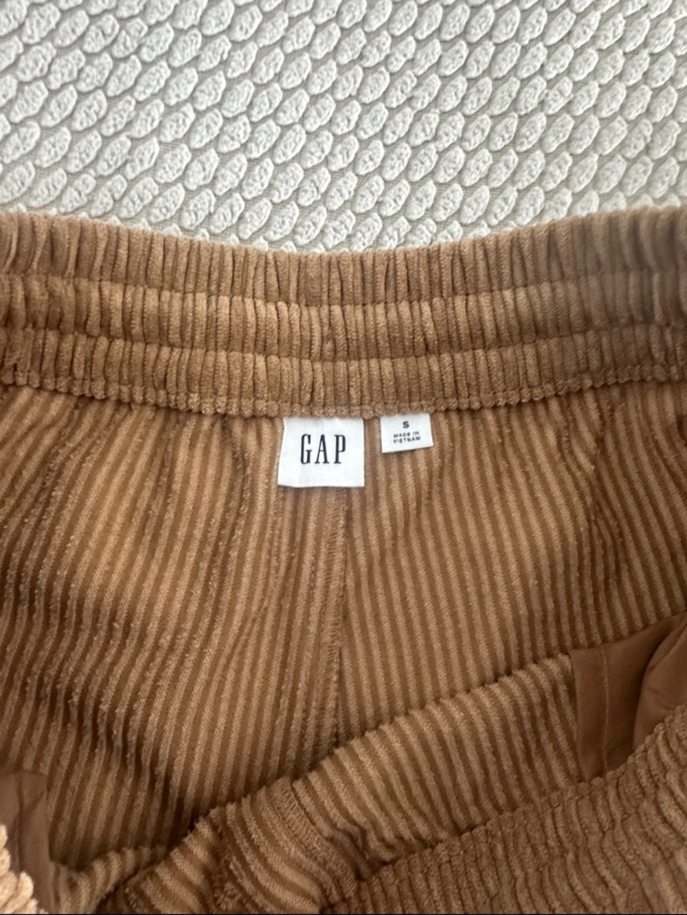Like new Gap Corduroy Drawstring Waist Pants - Camel - Picture 3 of 6